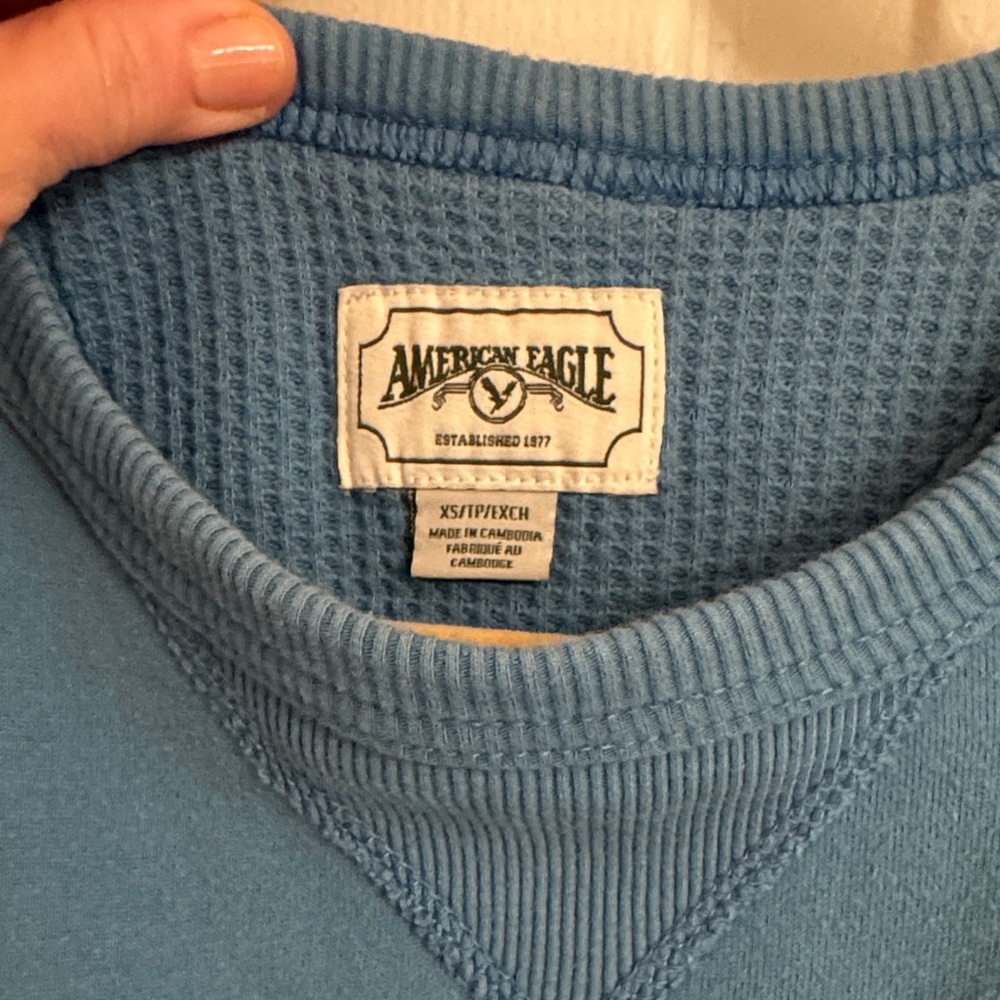American Eagle Outfitters Light Blue Sweatshirt - Picture 2 of 4